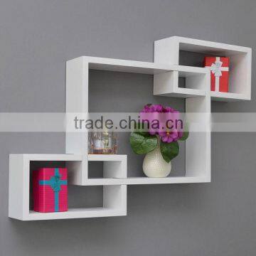 modern curved wooden wall shelf design with groove