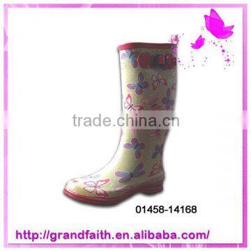 2014 New design low price camo rain boots