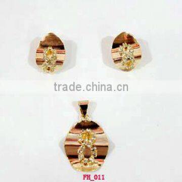 FH-B126 2010 Popular golden jewelry set