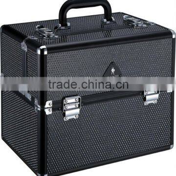 Toiletry case with black aluminum frame DY2651K