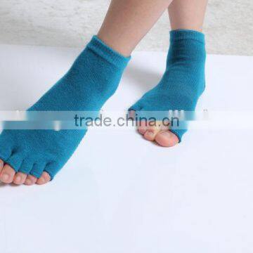 custom grip sports socks design your owm non skid women cotton open toe yoga socks