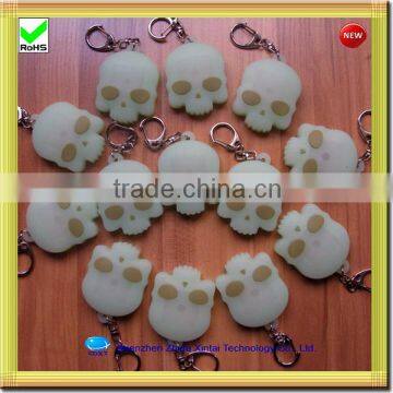 Glow in the Dark Silicone Skull Shape Keychain With Led