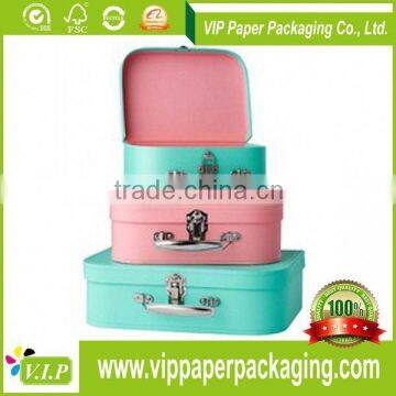 CHINA SUPPLIER PAPER SUITCASE SHAPED GIFT BOX FROM XIAMEN