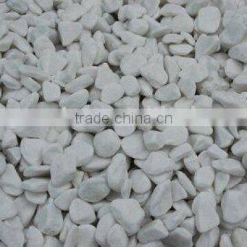 white tumbled pebbles