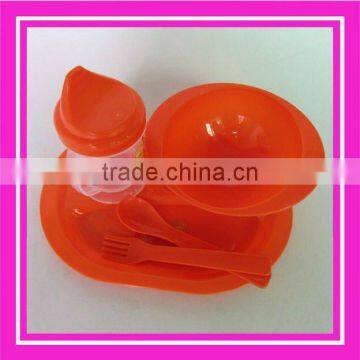 1 set of 5pcs orange tableware plastic spicnic set