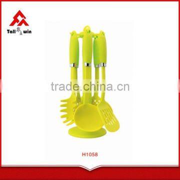 Best Selling Promotional Silicone Kitchen Items /utensils photo-2