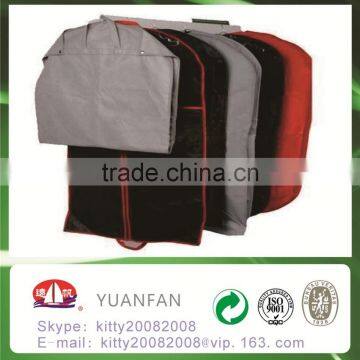 Nonwoven fabric bag used for clothes