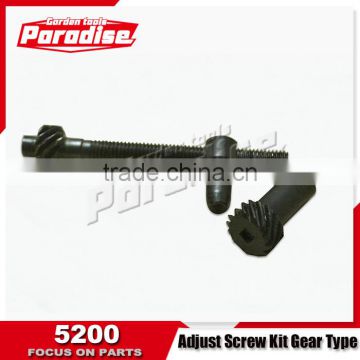 China 4500 5200 5800 chainsaw spare parts adjust screw