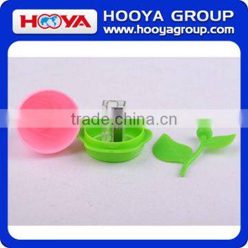 ST33349 Elegant Rose Shaped One Holes Cheap Manual Pencil Sharpener photo-2