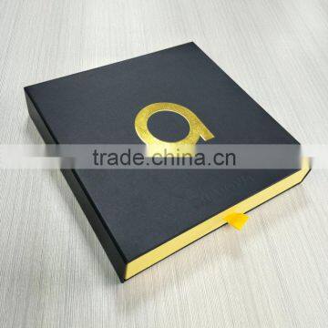 New design luxury black cardboard sliding drawer gift box with embossed logo