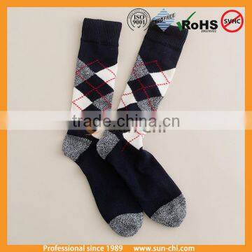 cotton mens long sock with argyle pattern