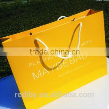 paper packaging bag with cotton rope handle