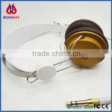 Wood Cover High Competitive Overhead Headphone