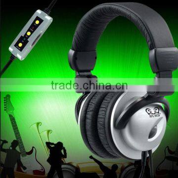 Cheap stereo headphone with big earmuff for big ears