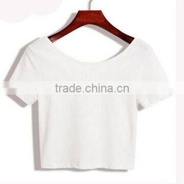 Sports Woman Plain Black Crop Top photo-2