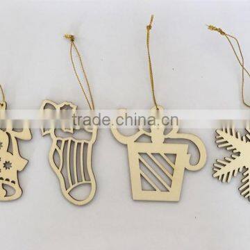 Wooden xmas small gifts nature color hanging ornaments christmas for tree home decoration