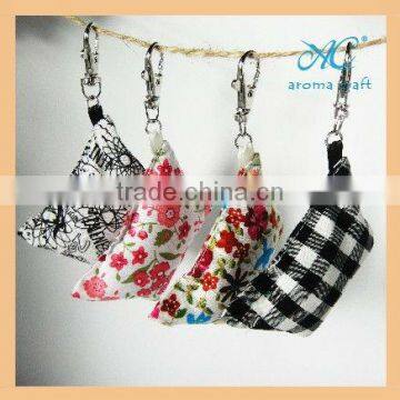 Factory direct price new design good for promotion hanging scents sachets