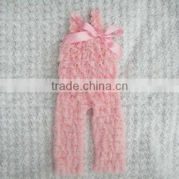 childrens clothing manufactures baby tops and ruffle pants made in China