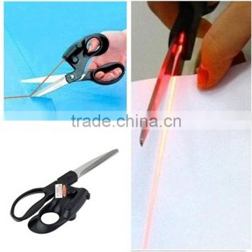 2017 Hot Sale New Professional Sewing Laser Guided Scissors for Home Crafts Wrapping Cuts Straight Fast Laser Guided Scissors