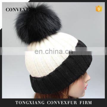Wholesale custom winter ladies acrylic knitting beanies hat with pompon for lady