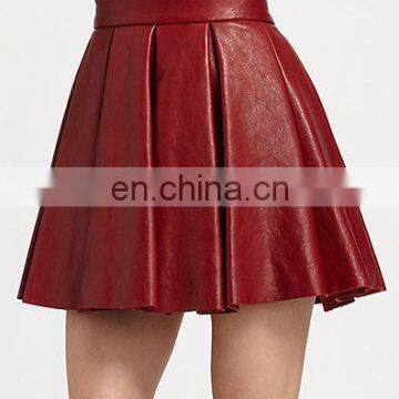 Lady's box-pleated skirt