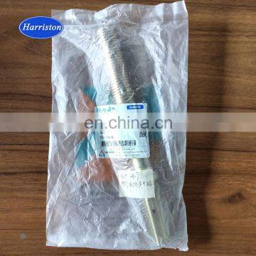 Tension bolt for chassis tensioning of harvester