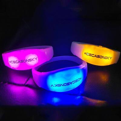 Hot Sale Glow in Dark Custom LOGO LED Bracelet Turn On Off LED Flashing Bracelets