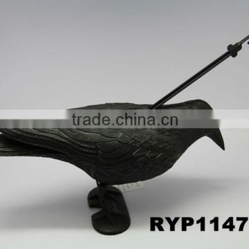 RYP1147 GARDEN DECORATIVE CROW