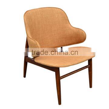 D006 Arne jacobsen chair