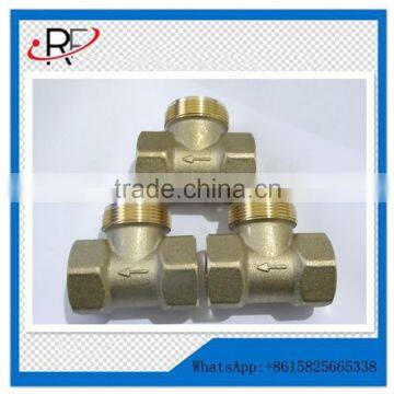 China fastener manufacturer male and female brass screw