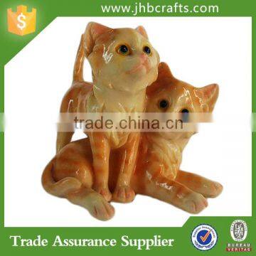 Lovely Cat Resin Animal Figurine For Home Decoration