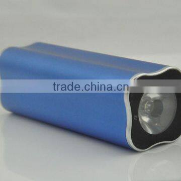 Newest style with super bright LED flashlight Best Power Bank 8800mah , mobile power bank