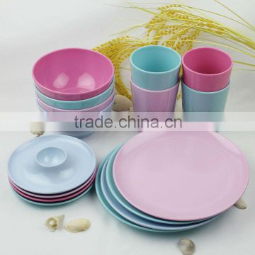 colorful dinner sets