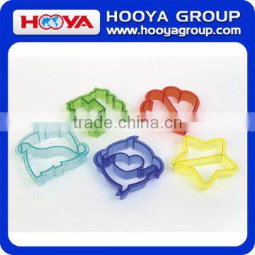 Fun Cake Cookie and Sandwich Cutter Shapes for Kids Set of 5 Dinosaur Dolphin Heart Star and Train photo-2