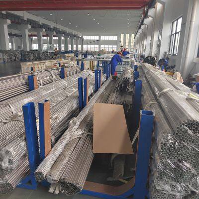 Welded Stainless Steel Pipes/Tubes/Welded Stainless Steel Pipes/Tubes En10217-7 En10216-5en10305-1