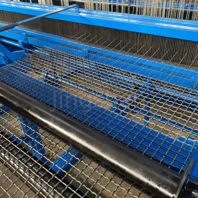 Fully Automatic Crimping Wire Braided Mesh Machine: Available in fully automatic, semi-automatic, and hydraulic versions.