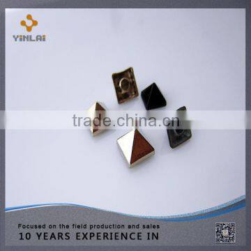 China Metal Brass Carving Rivets For Bags photo-6