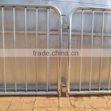 power coated galvanzied crowd control barrier