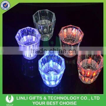 2016 New Hot Color Changing Led Flashing Octagon Shot Cup With Logo
