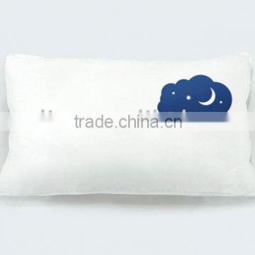 Memory foam pillow