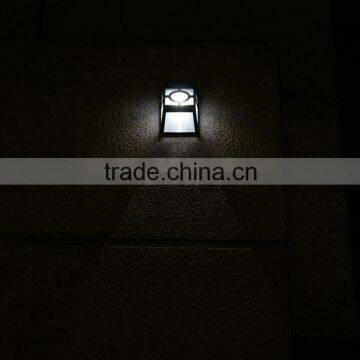 Vintage Waterproof Solar Wall Lamp for Hotel Garden 18LM 2V 120MA photo-4