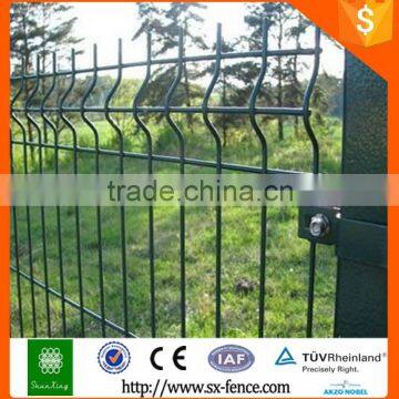 Proveedor China powder coated welding fence with garden