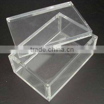 clear acrylic box with magnetic lid