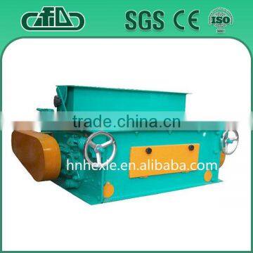 China Manufacturer Roller Type Crusher for Wood Double Roller