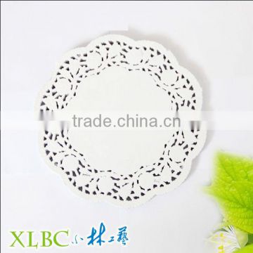 Bulk paper doilies in round