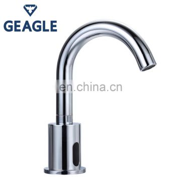 Electrical Sanitary Kitchen Sink Water Brass Faucet