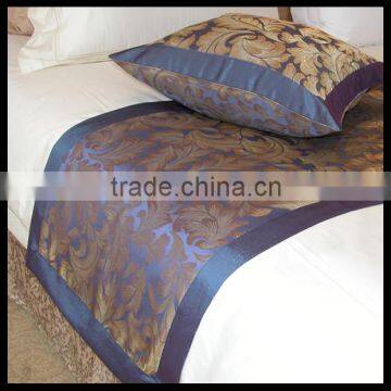 new embroidery design 4star hotel bed runner/embroidery cushion cover for hotel