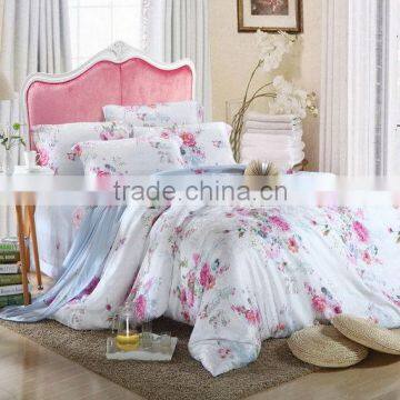 Modern hot sell lovey and cute bed cover set