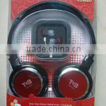 wired headphone speaker and stand