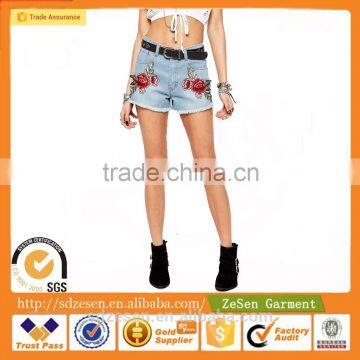 Sexy Hot Slim Fit Embroidered Detail Denim Shorts With Floral Patches For Women Wholesale